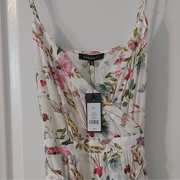Dynamite Wrap Midi Dress NWT - Picture 10 of 11